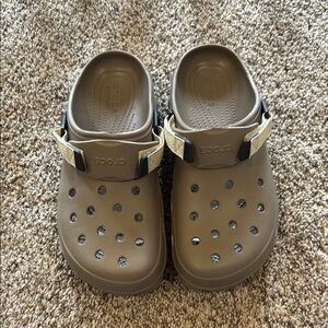 Crocs Tan Clogs
